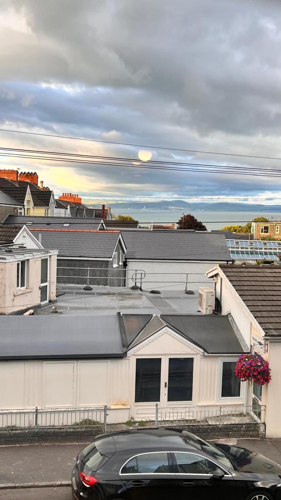 Lovely 2 Bedrooms House Minutes From Mumbles Beach Oystermouth Exterior foto